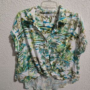 Tropical Print Button-Up Blouse By Rose+Olive Size L Short Sleeve cottagecore